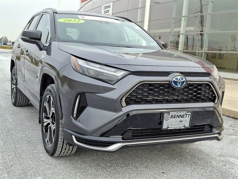 Certified 2022 Toyota RAV4 XSE image 2