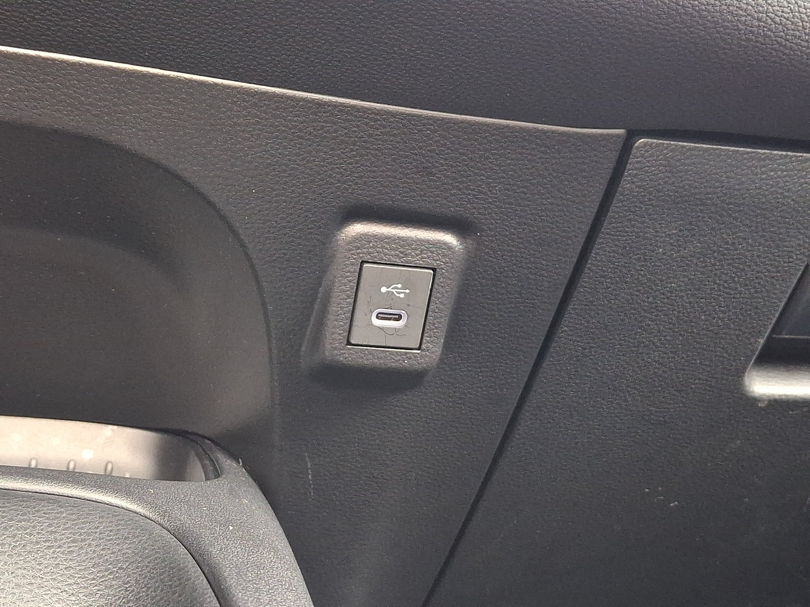 Used 2026 Toyota Corolla LE FWD image 25