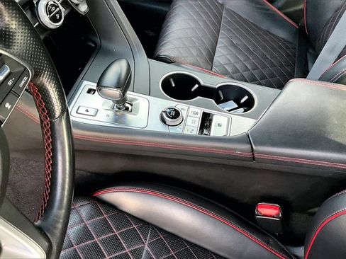 Used 2019 Genesis G70 3.3T Advanced w/ Sport Package image 13