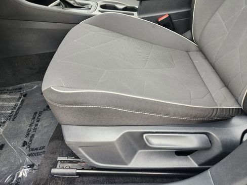 Used 2025 Volkswagen Jetta Sport FWD image 25