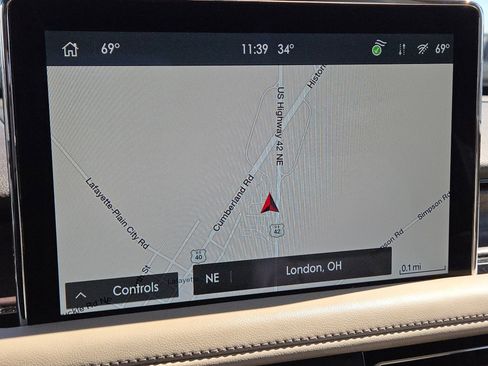 Used 2023 Lincoln Aviator Grand Touring w/ Equipment Group 301A image 4