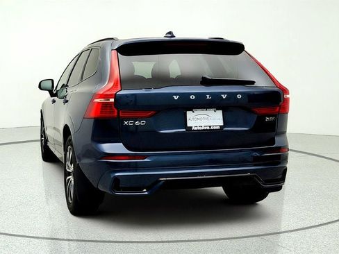 Used 2025 Volvo XC60 B5 Core w/ Climate Package AWD/4WD image 6