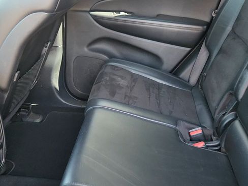 Used 2019 Jeep Grand Cherokee Altitude AWD/4WD image 31