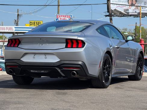 Used 2024 Ford Mustang Premium RWD image 5