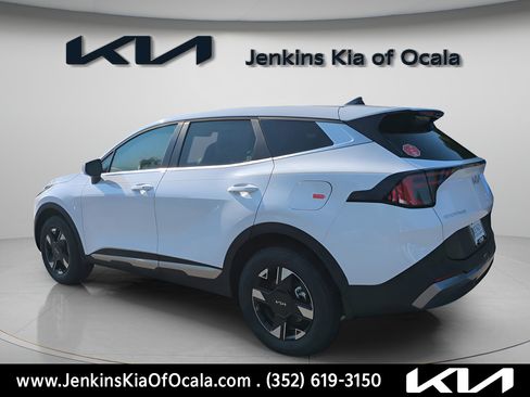 Used 2026 Kia Sportage LX AWD/4WD image 5