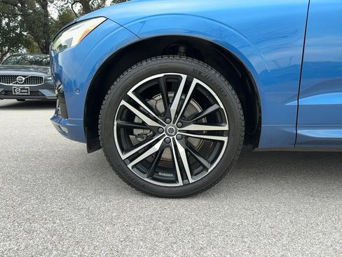 Used 2021 Volvo XC60 T6 R-Design w/ Advanced Package image 13