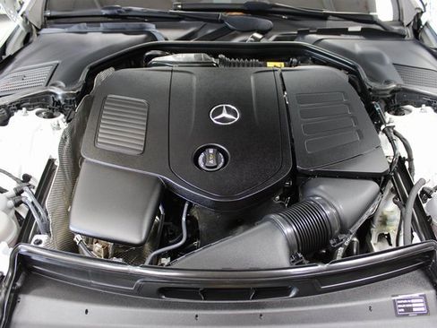 Used 2024 Mercedes-Benz C 300 4MATIC Sedan w/ Exclusive Trim Package image 31