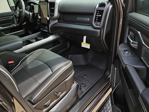 New 2026 RAM 3500 Laramie AWD/4WD image 7