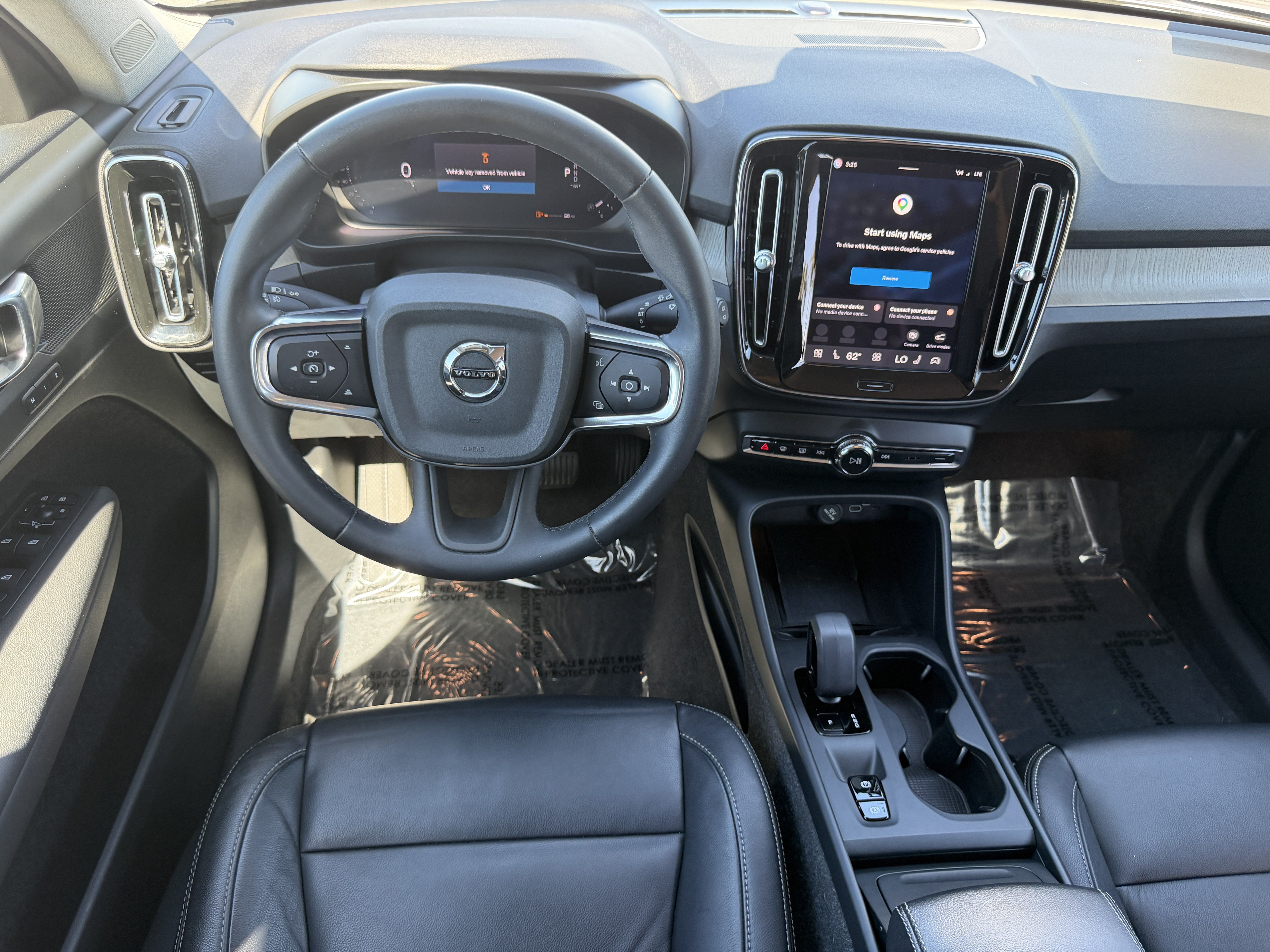 Certified 2024 Volvo XC40 B5 Core AWD/4WD image 16