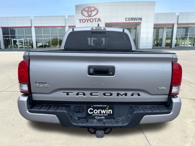 Used 2023 Toyota Tacoma SR5 w/ Technology Package AWD/4WD image 4