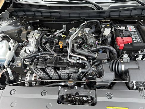 New 2026 Nissan Altima 2.5 SR w/ SR Premium Package FWD image 34