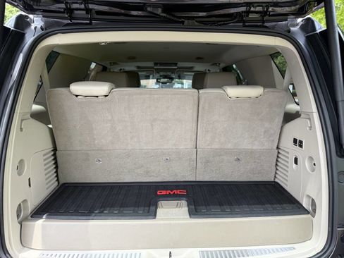 Used 2018 GMC Yukon Denali w/ Denali Ultimate Package image 19