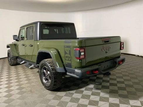 Used 2022 Jeep Gladiator Rubicon w/ LED Lighting Group AWD/4WD image 9