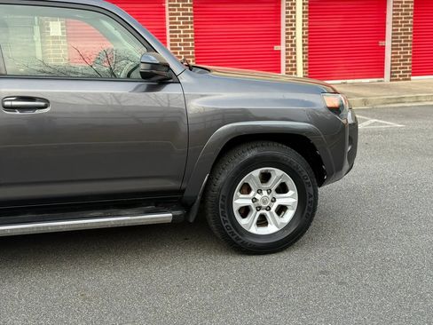 Used 2015 Toyota 4Runner SR5 RWD image 11