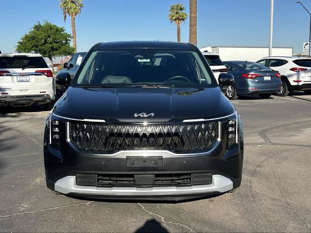 Used 2026 Kia Carnival FWD image 3