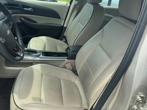 Used 2013 Chevrolet Malibu LT FWD image 6