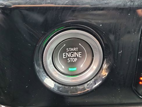 Used 2024 GMC Sierra 1500 SLT image 21