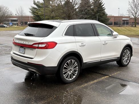 Used 2018 Lincoln MKX Reserve w/ Lincoln MKX Climate Package image 11