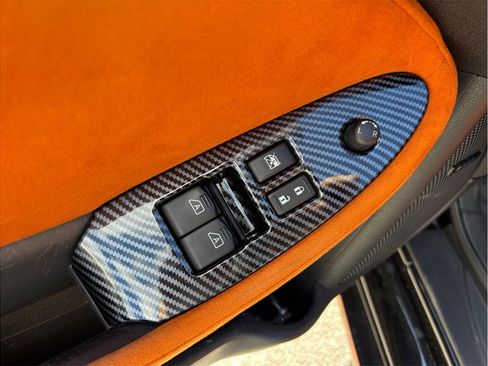 Used 2013 Nissan 370Z Touring w/ Sport Pkg image 19