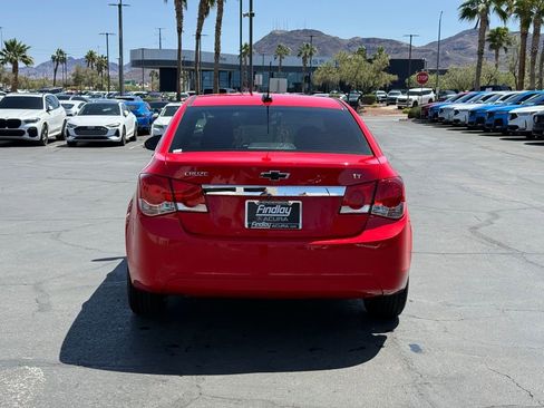 Used 2016 Chevrolet Cruze LT image 4
