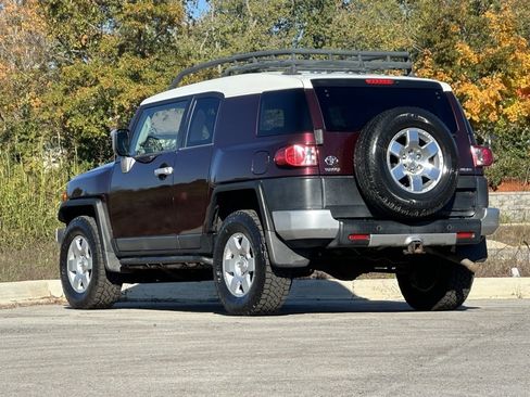 Used 2007 Toyota FJ Cruiser 4WD image 6