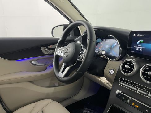 Used 2021 Mercedes-Benz GLC 300 image 10
