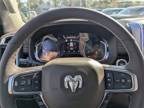 New 2026 Chrysler Pacifica Select image 62