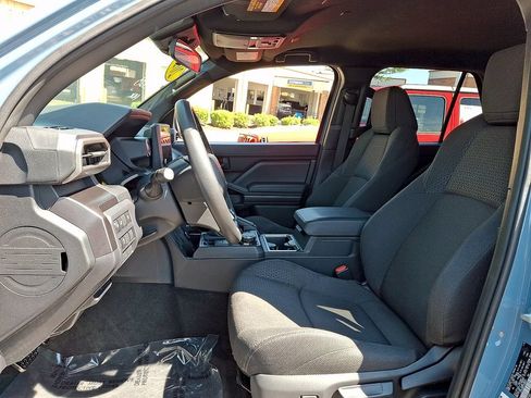 Used 2026 Toyota 4Runner SR5 AWD/4WD image 13