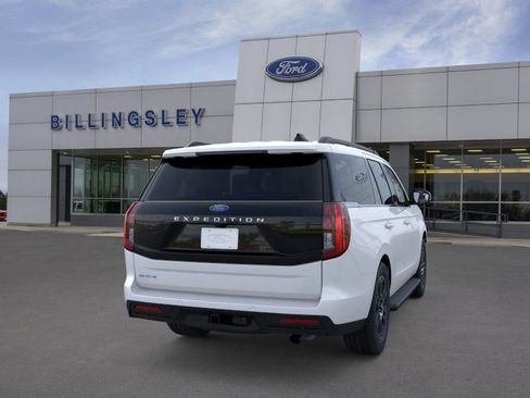 New 2025 Ford Expedition Active image 8