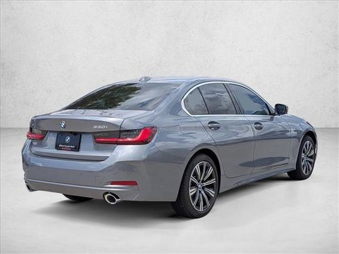 Used 2026 BMW 330i xDrive Sedan w/ Premium Package AWD/4WD image 2
