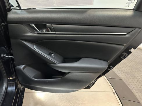 Used 2019 Honda Accord Sport image 34