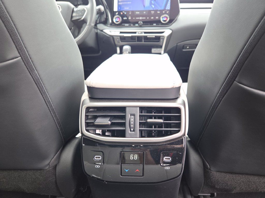 Certified 2023 Lexus RX 350 Premium Plus w/ Cold Area Package AWD/4WD image 34
