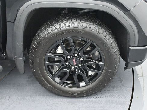 Used 2025 GMC Sierra 1500 Elevation AWD/4WD image 34