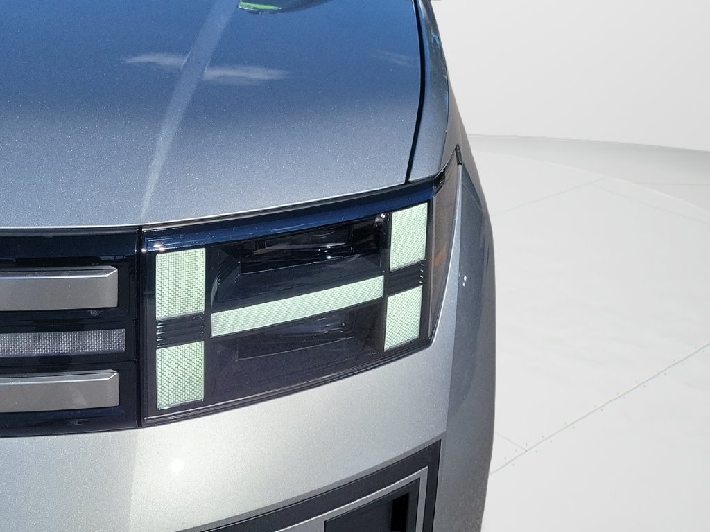 Certified 2025 Hyundai Santa Fe SEL FWD image 26