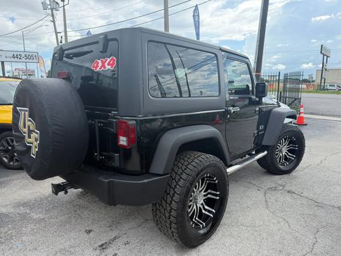 Used 2008 Jeep Wrangler X AWD/4WD image 4