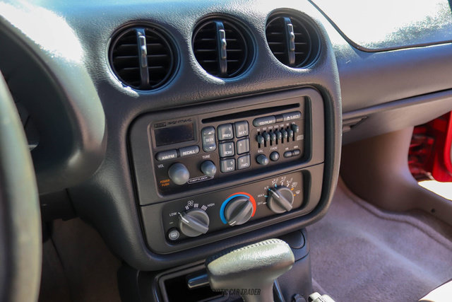 Used 1999 Pontiac Firebird Formula RWD image 39
