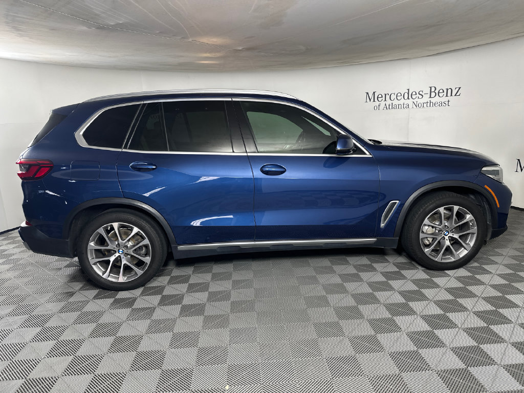 Used 2019 BMW X5 xDrive40i w/ Premium Package 2 AWD/4WD image 8