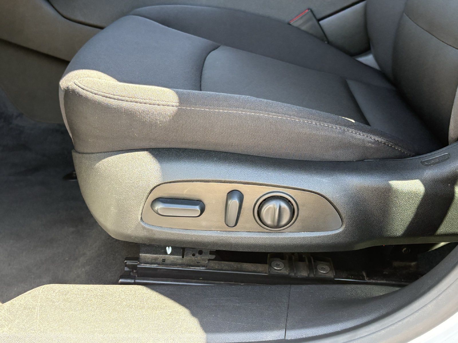Used 2024 Chevrolet Malibu LT FWD image 26