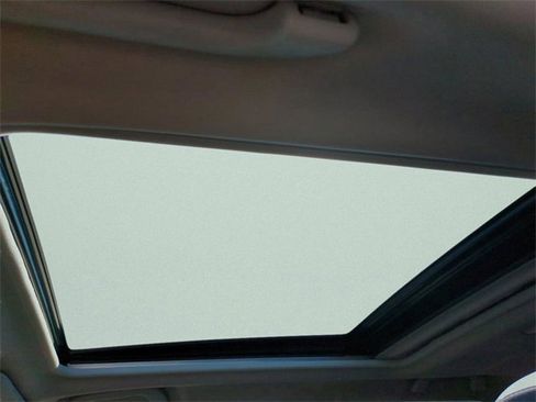 Used 2019 Subaru Forester Limited w/ Popular Package #3 image 16