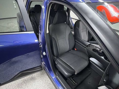 Used 2023 Nissan Rogue SV FWD image 27