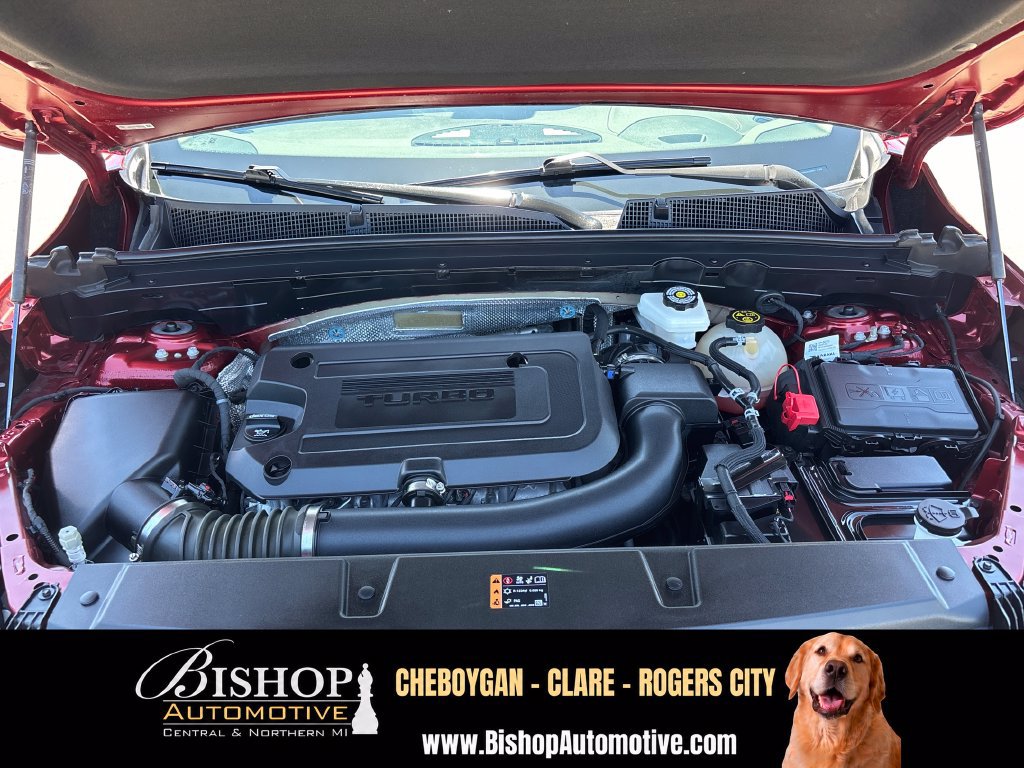 Used 2023 Buick Envision Essence AWD/4WD image 18