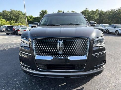 Used 2024 Lincoln Navigator Reserve AWD/4WD image 8