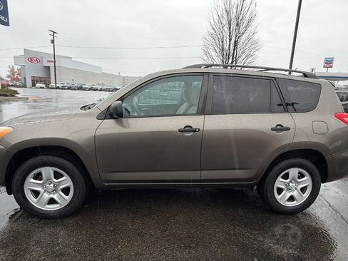 Used 2012 Toyota RAV4 4WD image 7