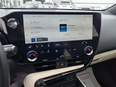 Used 2024 Lexus NX 350 AWD image 18