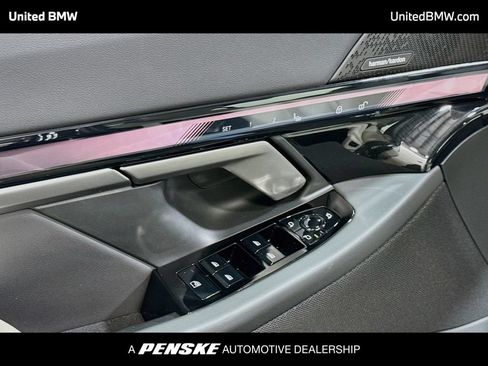 New 2027 BMW 530i w/ Premium Package RWD image 3
