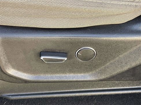 Certified 2019 Ford F250 XLT w/ XLT Value Package image 14