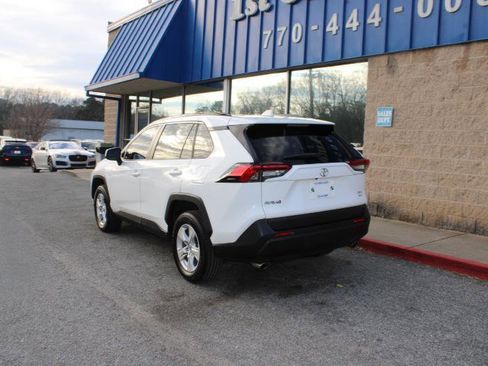 Used 2021 Toyota RAV4 XLE AWD/4WD image 6