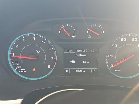 Used 2021 Chevrolet Traverse LS FWD image 11