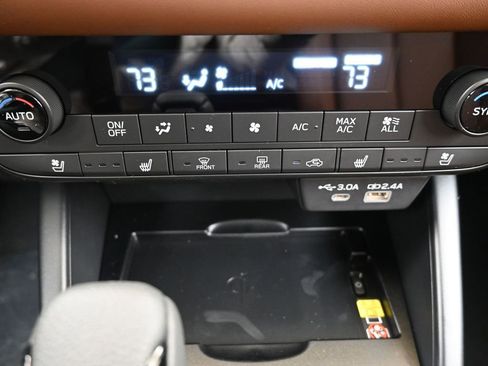 New 2026 Subaru Outback Touring image 33