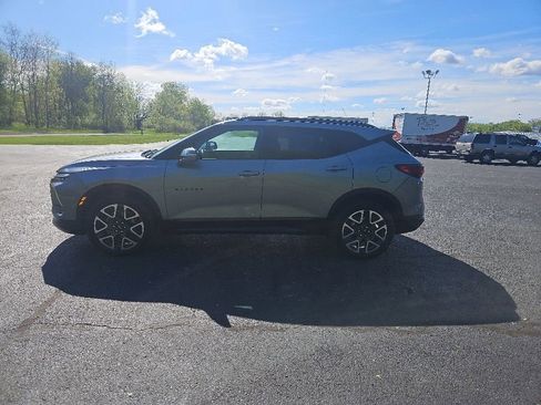 Used 2025 Chevrolet Blazer RS AWD/4WD image 4